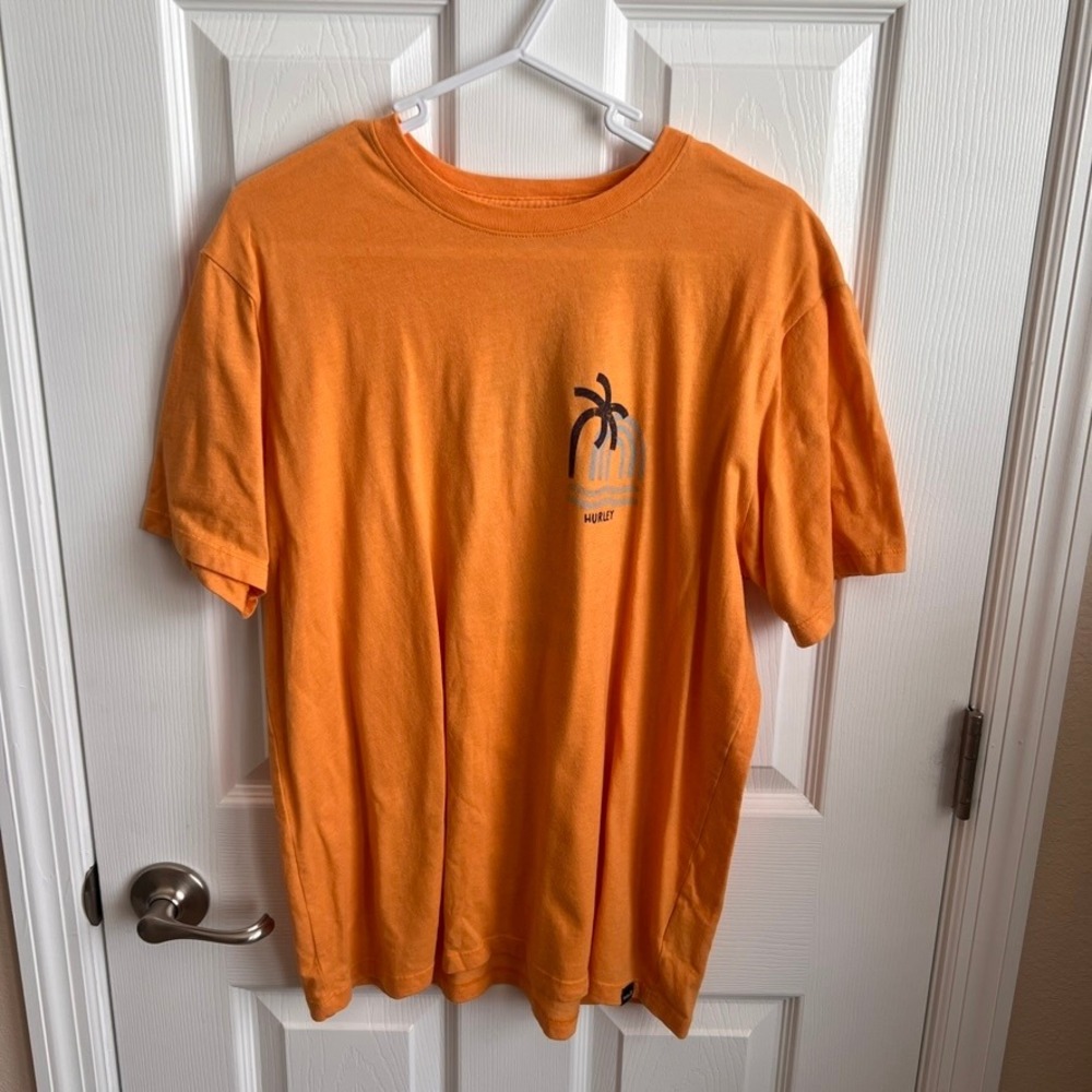 Hurley Everyday Tee Palm Graphic Short Sleeve T-Shirt Orange Medium Aloha